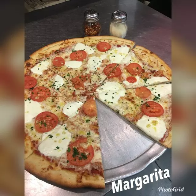 Anton’s Pizza and Deli