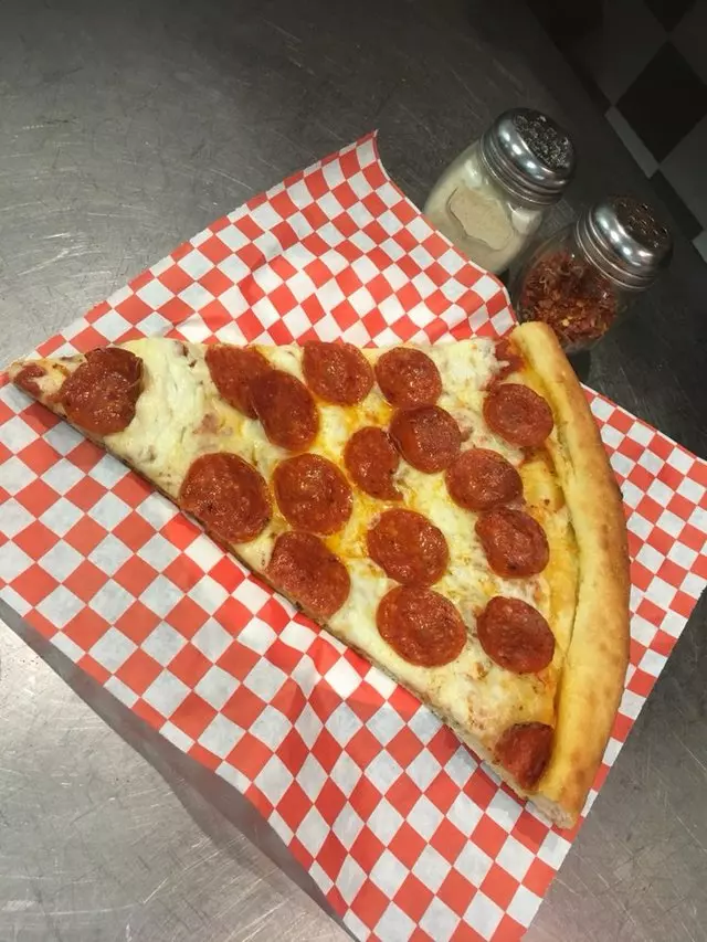 Anton’s Pizza and Deli
