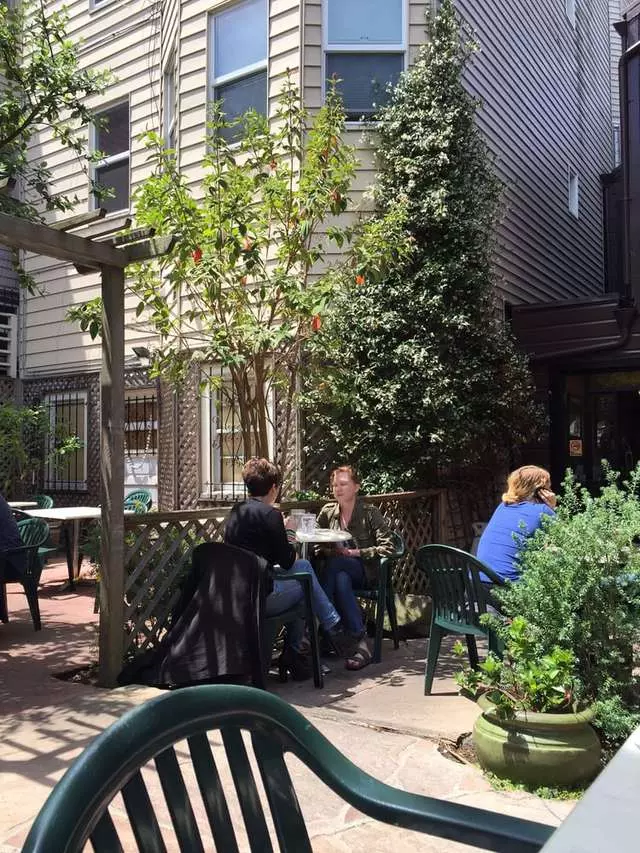 Cafe Reverie