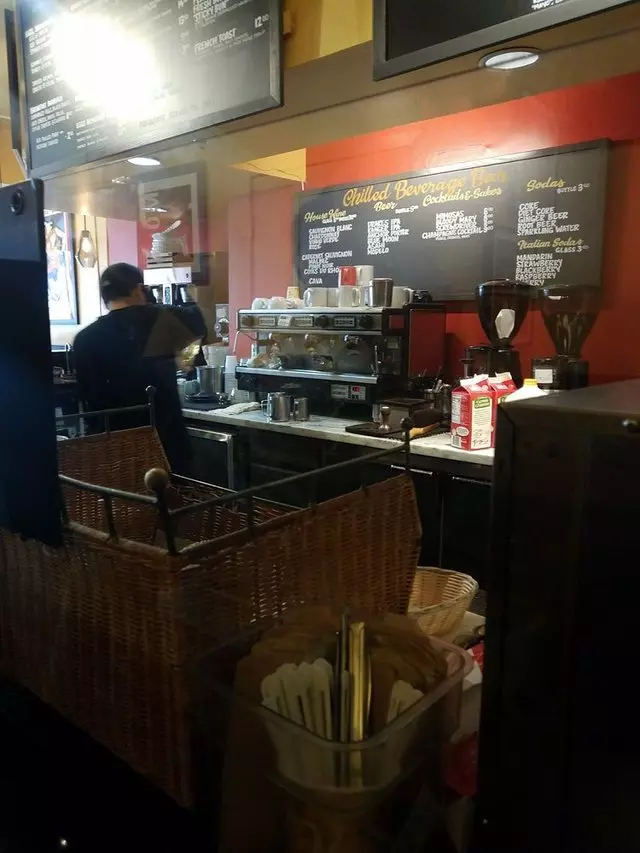 Cafe Reverie