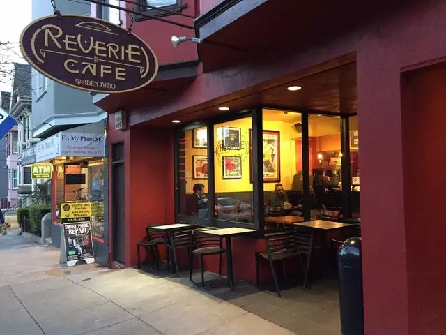 Cafe Reverie