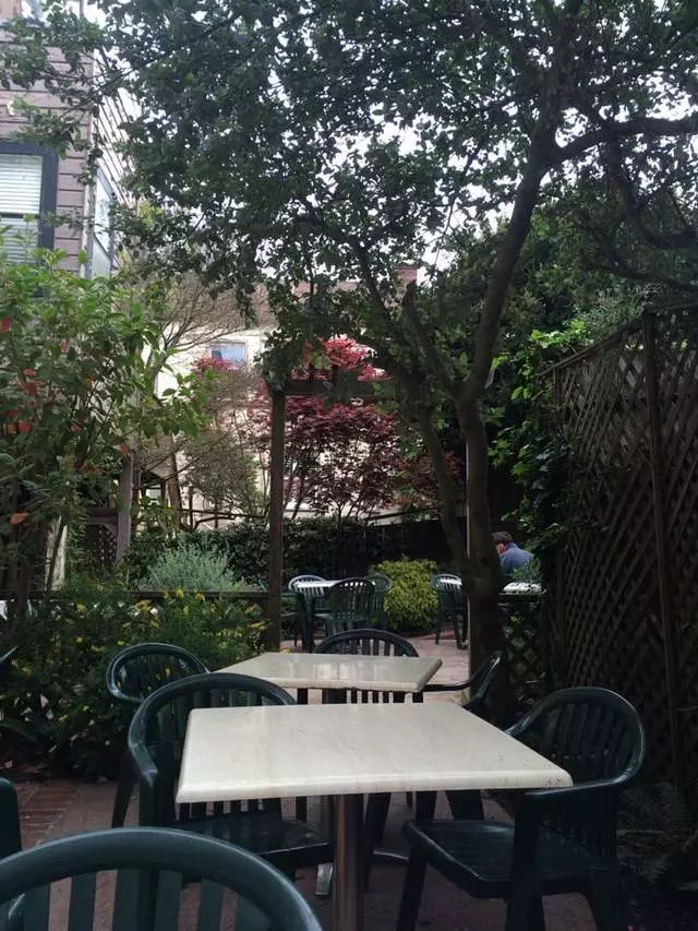 Cafe Reverie