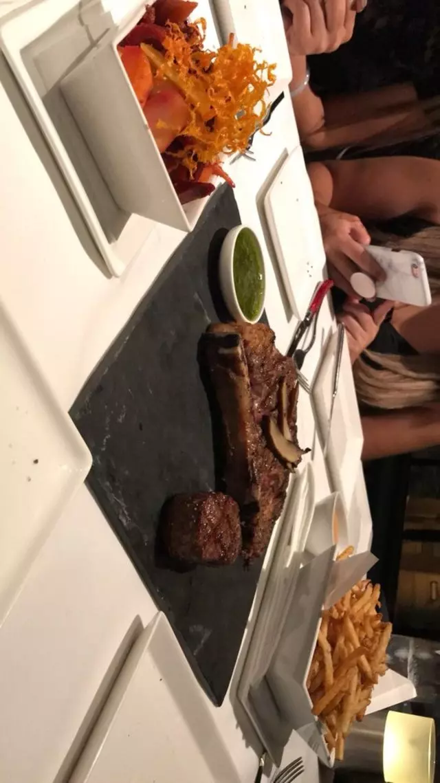 Alexander’s Steakhouse