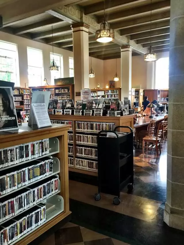 Bernal Heights Branch Library
