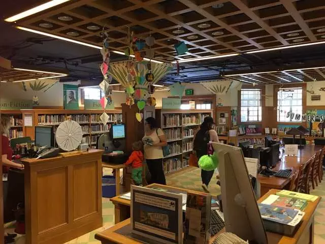 Bernal Heights Branch Library