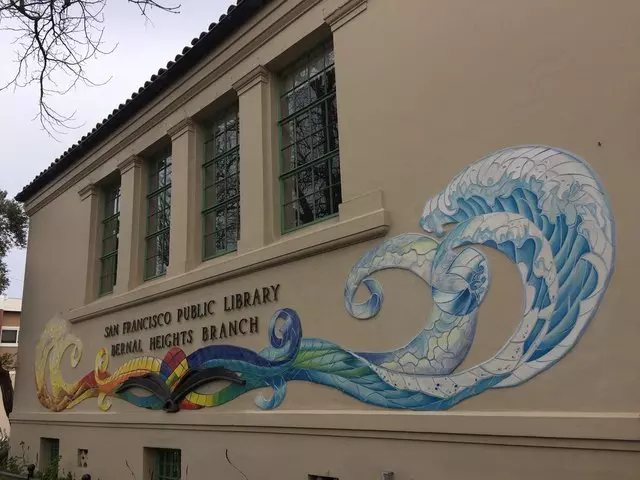 Bernal Heights Branch Library