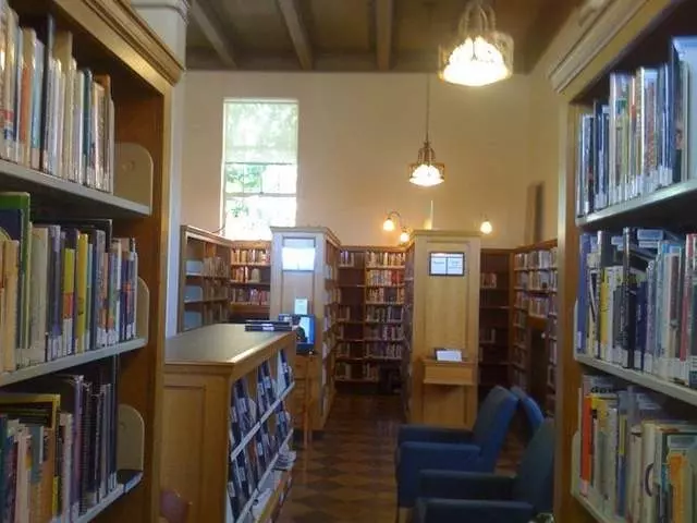 Bernal Heights Branch Library