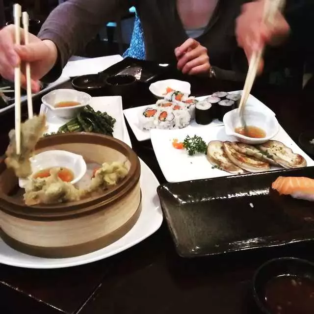 Takara Sushi