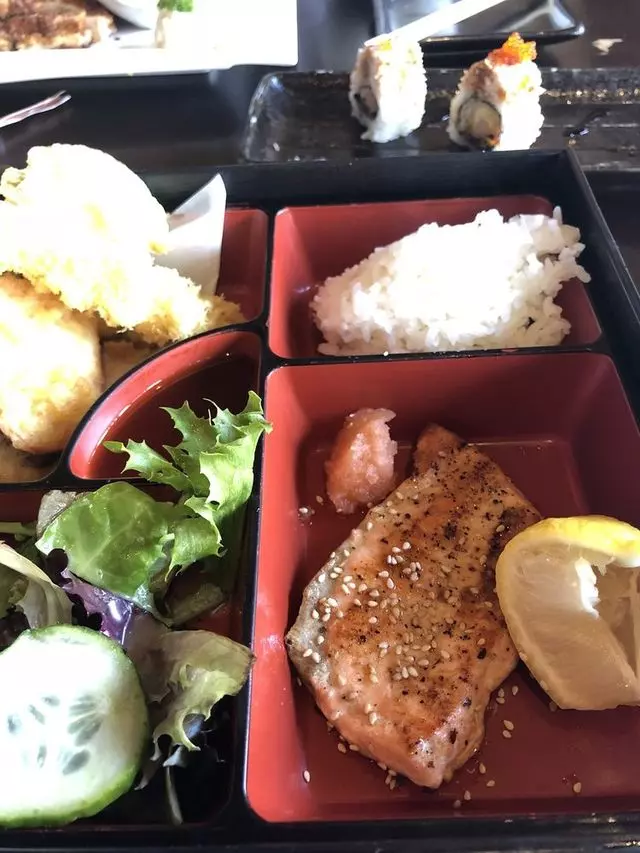 Takara Sushi