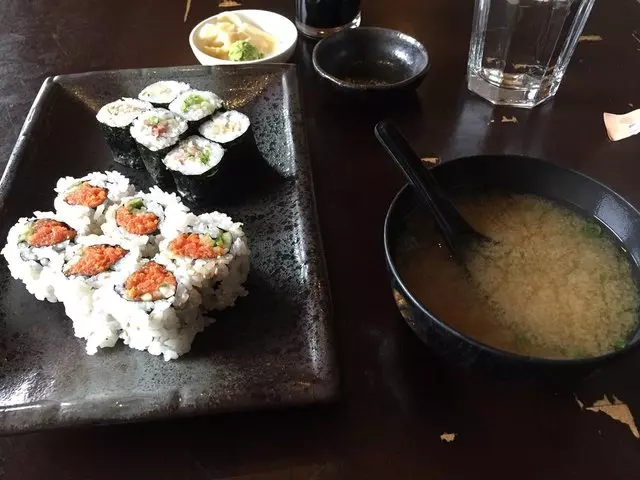 Takara Sushi