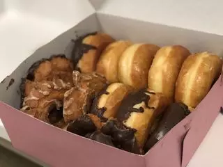 Bob's Donuts