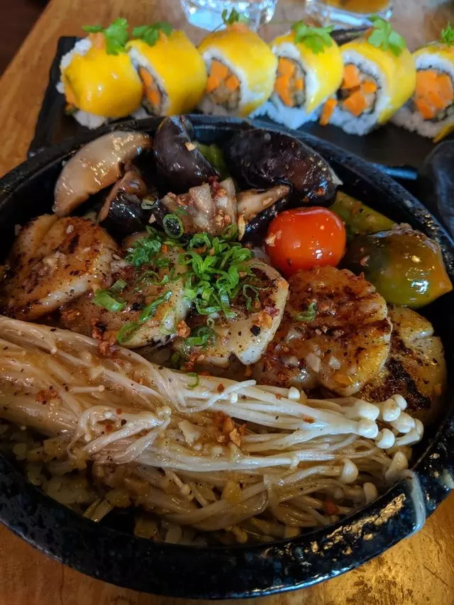 Ginza Sushi & Sake