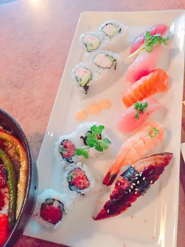 Ginza Sushi & Sake