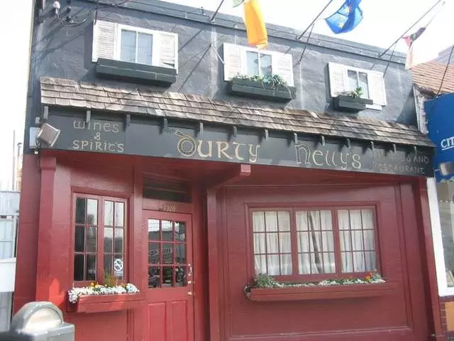 Durty Nelly’s