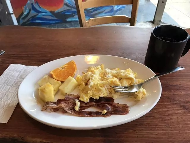Cafe La Boheme