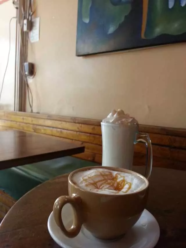 Cafe La Boheme