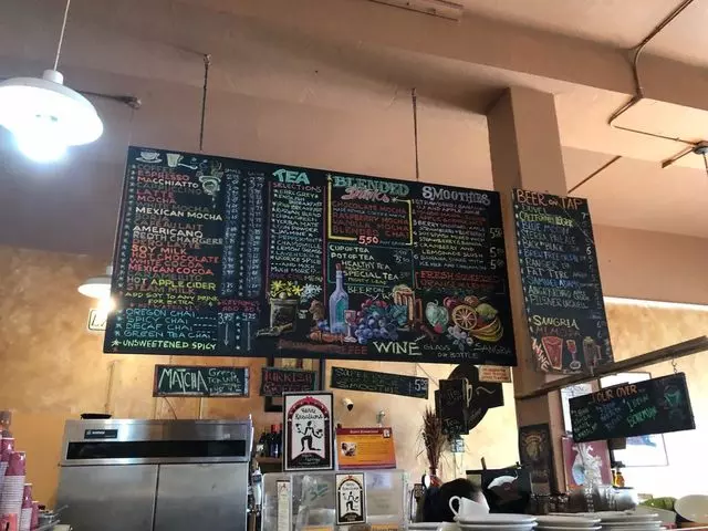 Cafe La Boheme