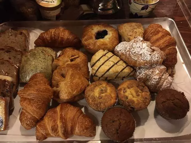 Cafe La Boheme