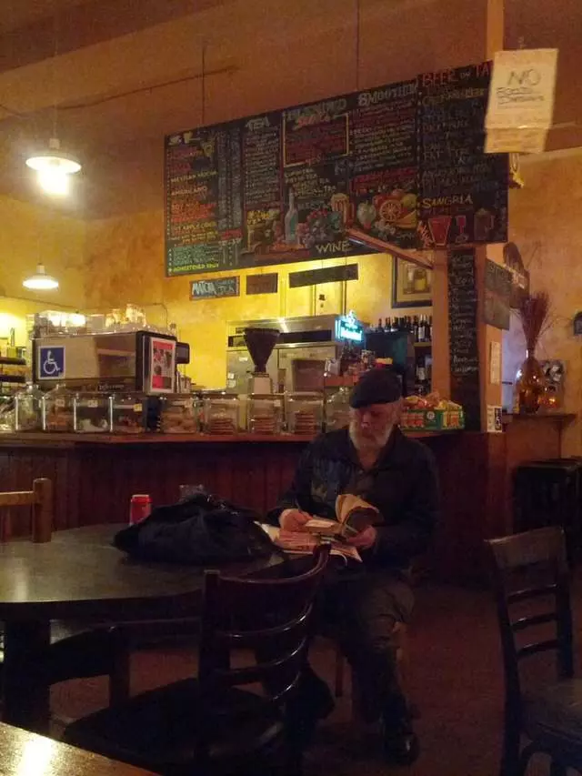Cafe La Boheme