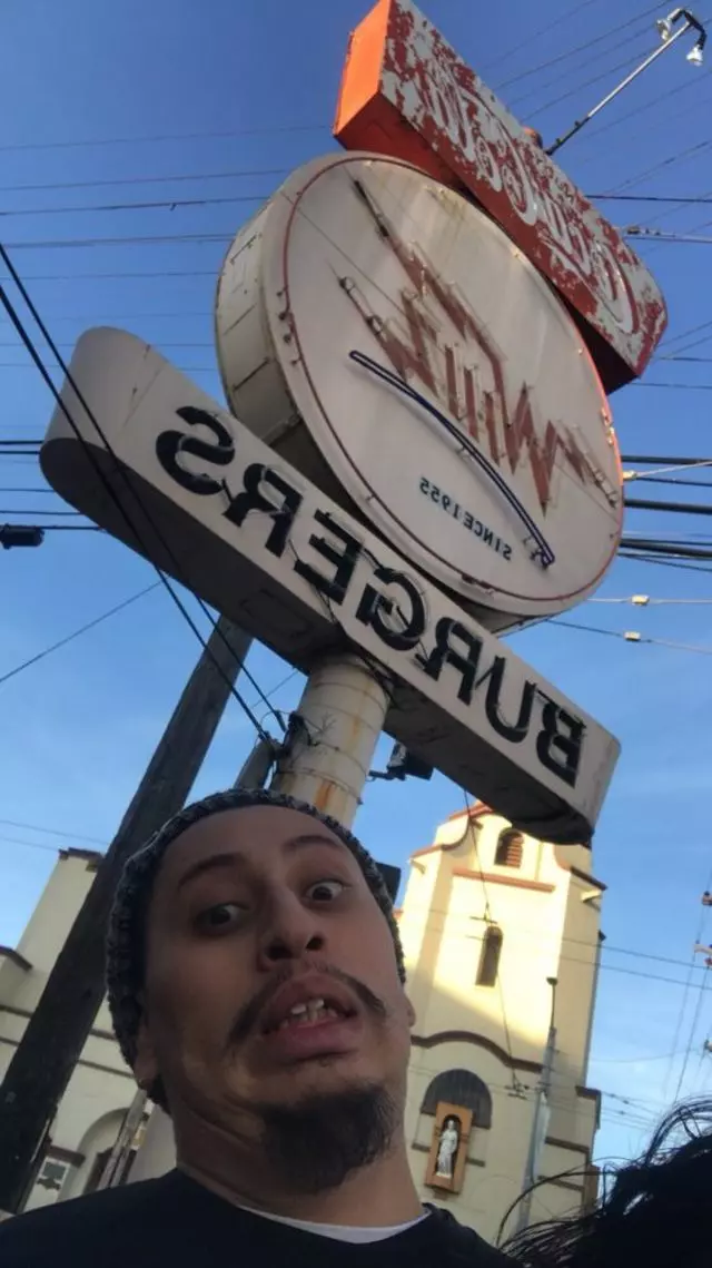 Whiz Burgers Drive-In