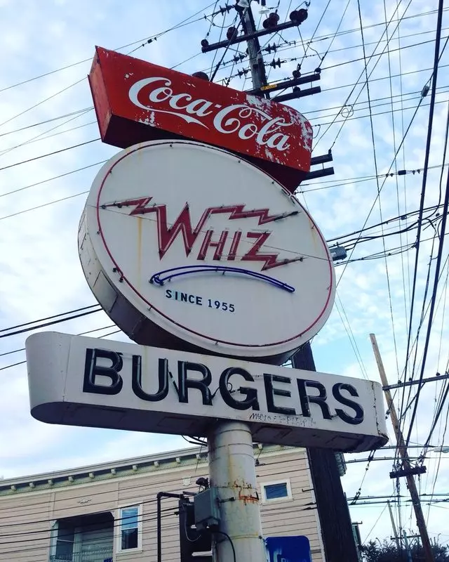 Whiz Burgers Drive-In