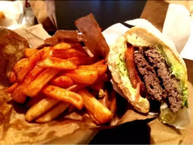 Whiz Burgers Drive-In