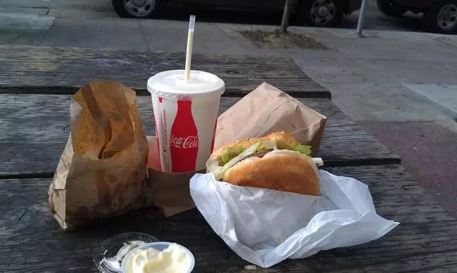 Whiz Burgers Drive-In