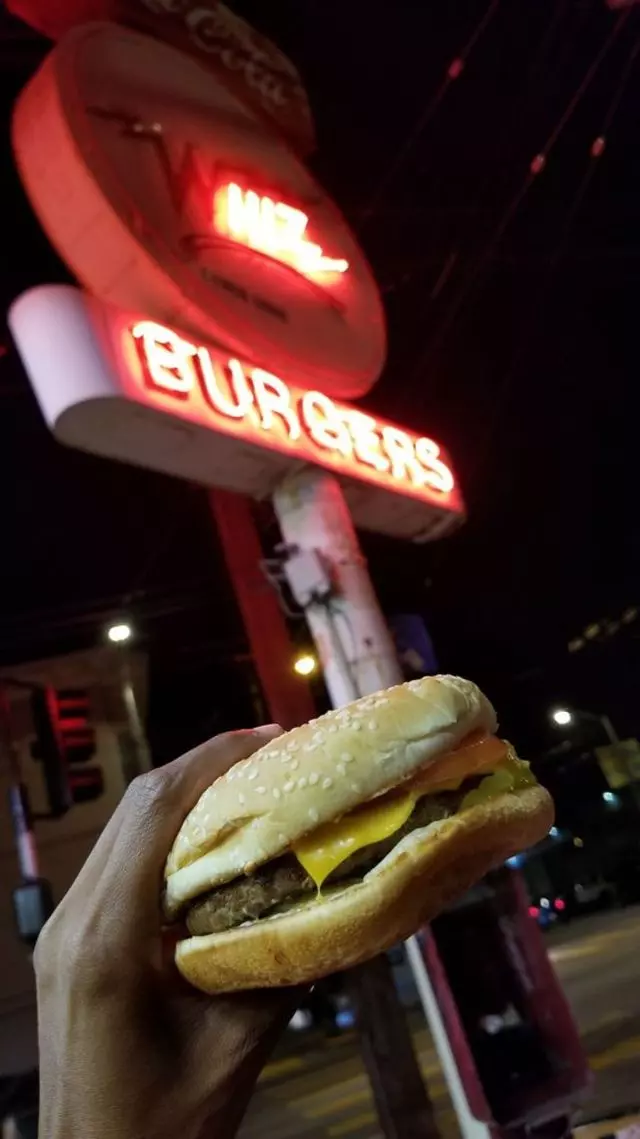 Whiz Burgers Drive-In