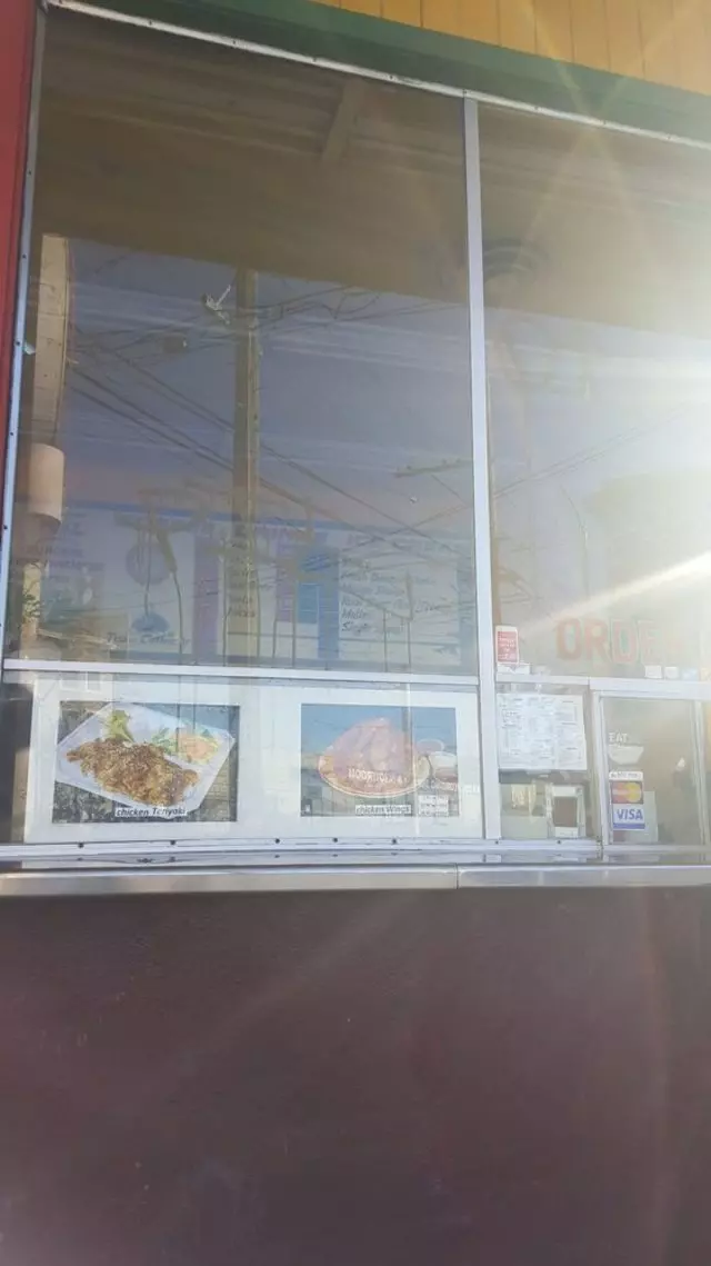 Whiz Burgers Drive-In