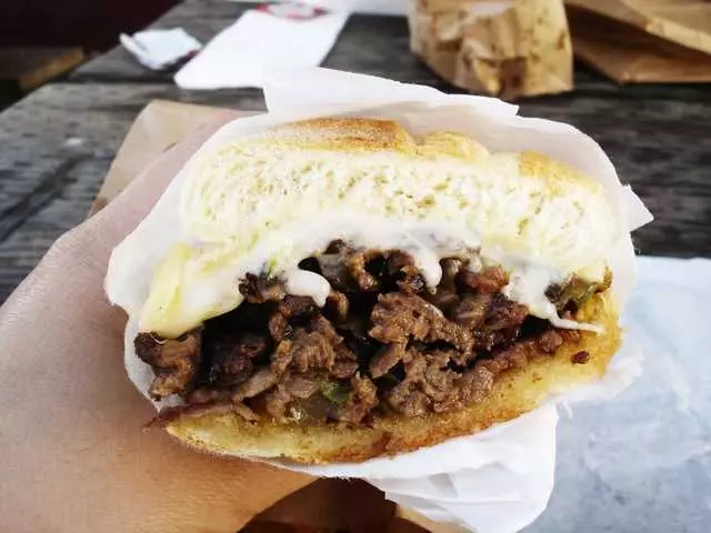 Whiz Burgers Drive-In