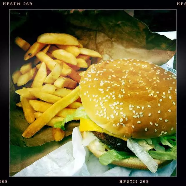 Whiz Burgers Drive-In