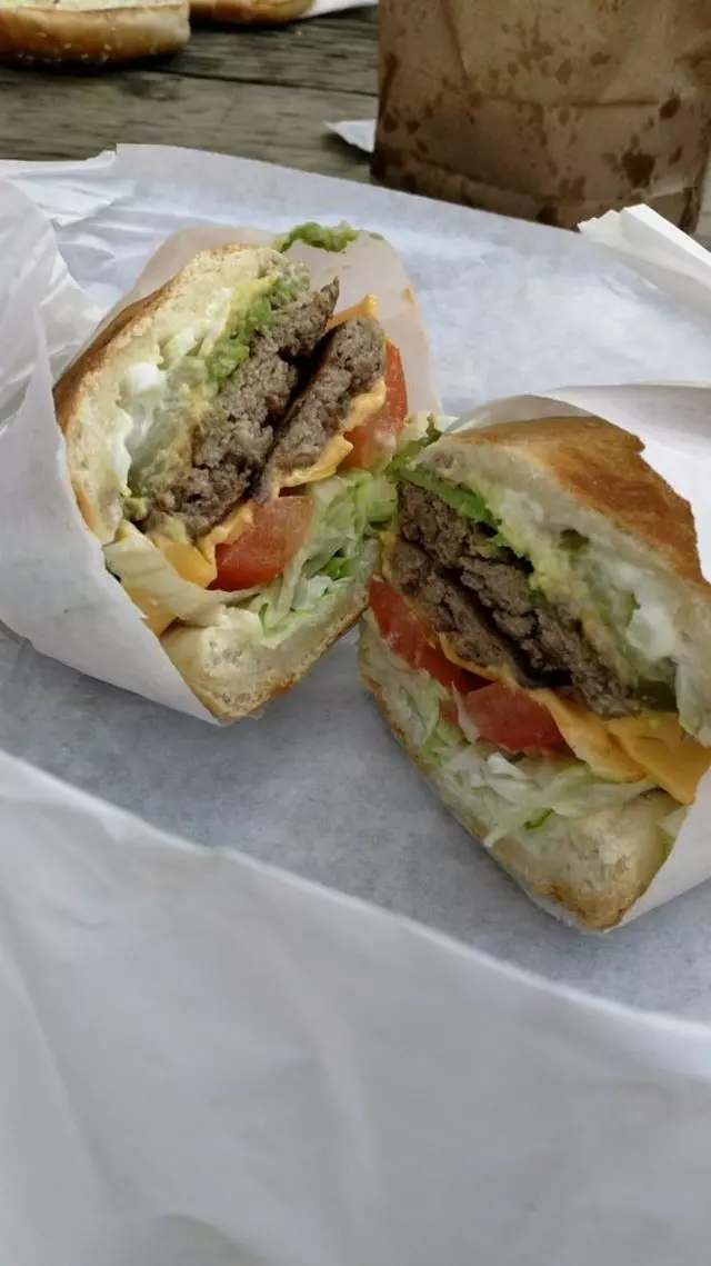 Whiz Burgers Drive-In
