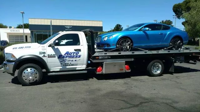 Auto Express Tow