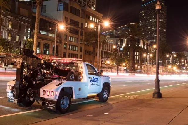 Auto Express Tow