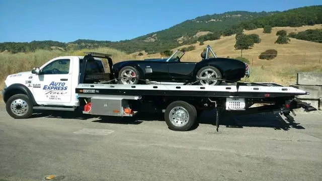 Auto Express Tow