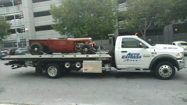 Auto Express Tow
