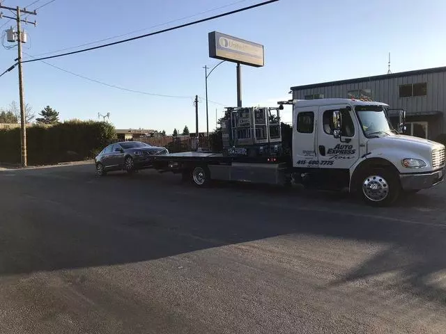 Auto Express Tow
