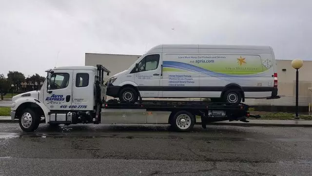 Auto Express Tow