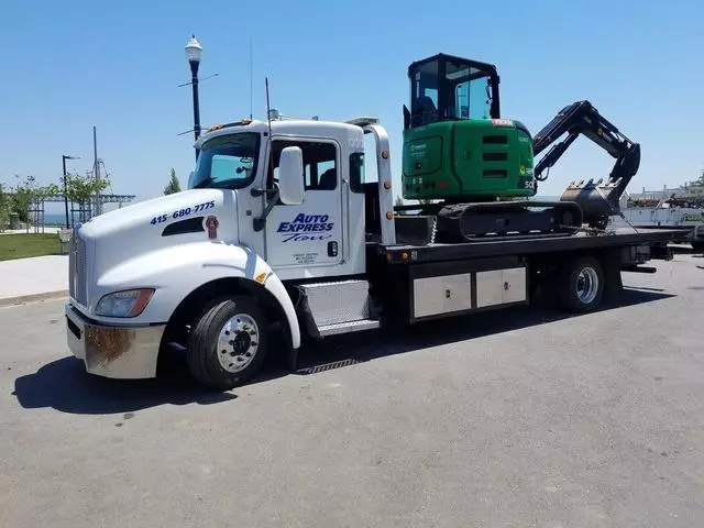 Auto Express Tow