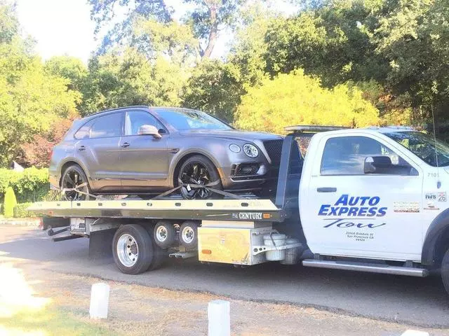 Auto Express Tow
