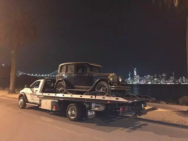 Auto Express Tow