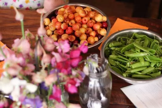 farm : table