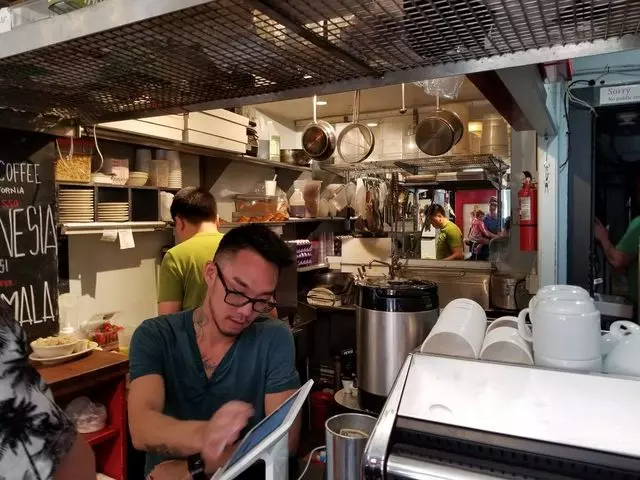 farm : table