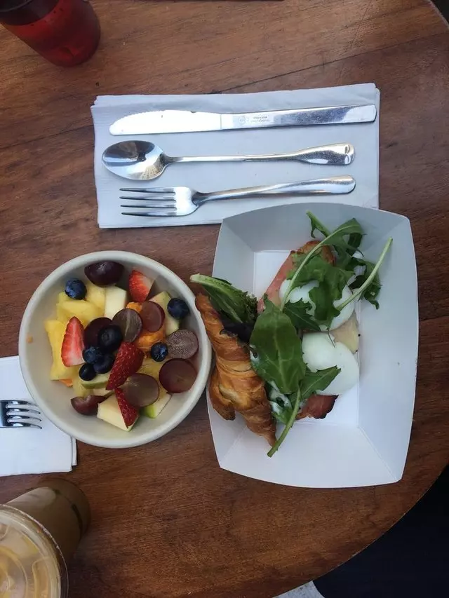 farm : table