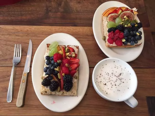 farm : table