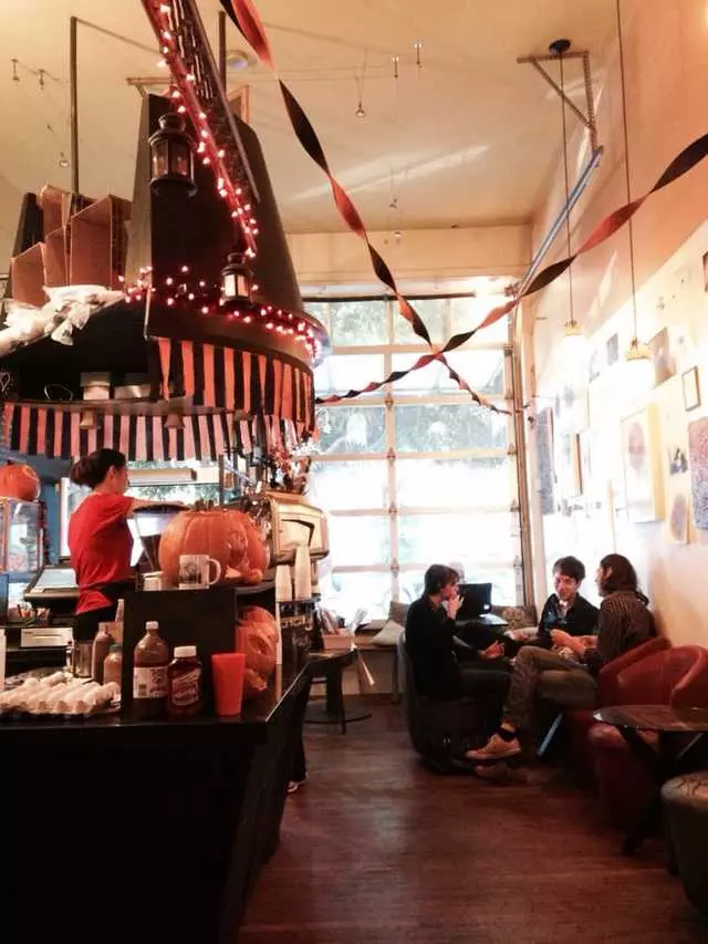 Cafe La Vie