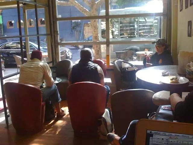 Cafe La Vie