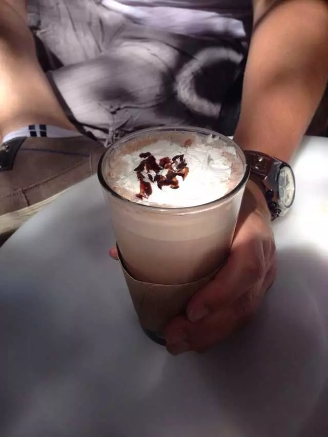 Cafe La Vie