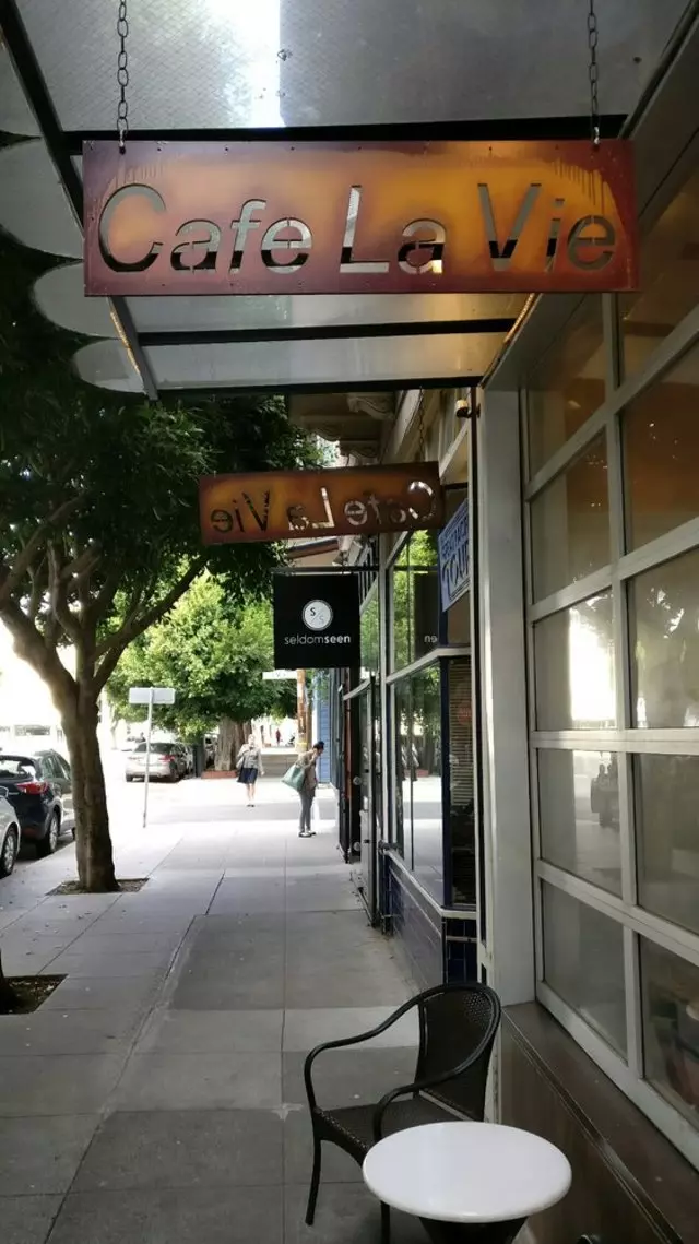 Cafe La Vie
