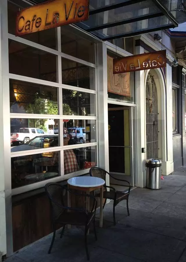 Cafe La Vie